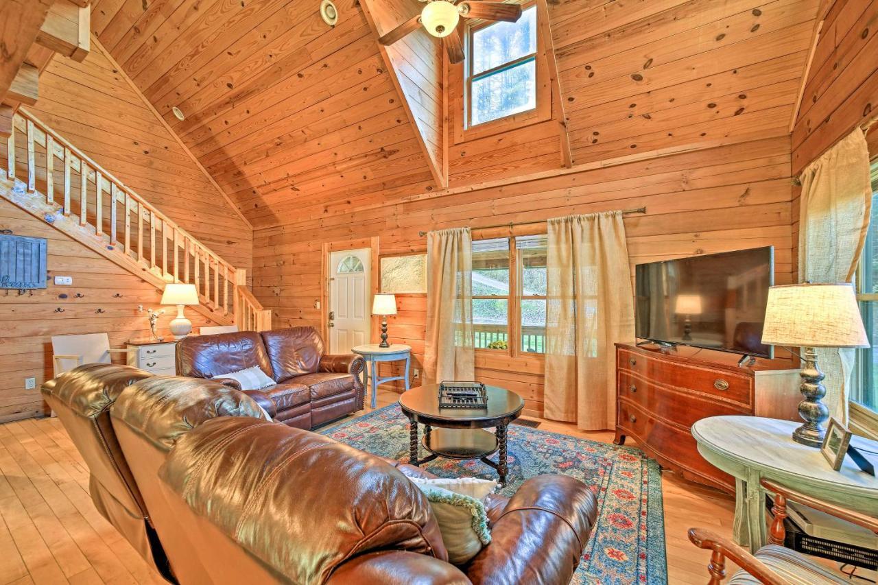 Creekside Bryson City Cabin With Private Hot Tub Ngoại thất bức ảnh