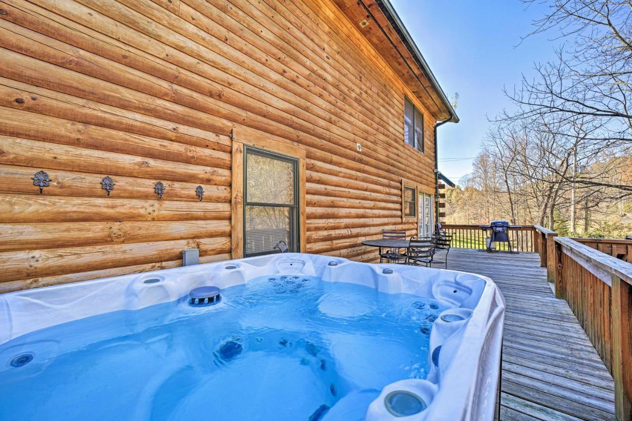 Creekside Bryson City Cabin With Private Hot Tub Ngoại thất bức ảnh