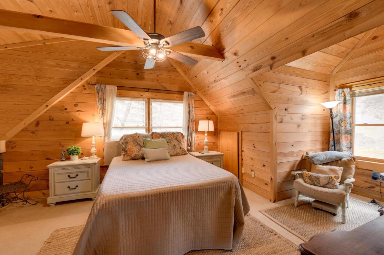 Creekside Bryson City Cabin With Private Hot Tub Ngoại thất bức ảnh